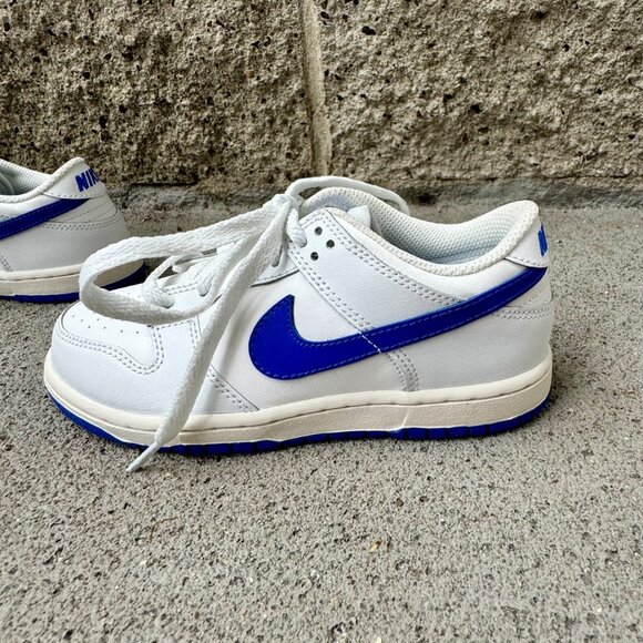 NIKE Dunk Low Retro Sneakers 1.5 33 EU White Blue Running Shoes EUC Kids Shoe - Picture 3 of 12